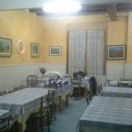 Neptuno Hostal Льорет-де-Мар Экстерьер фото